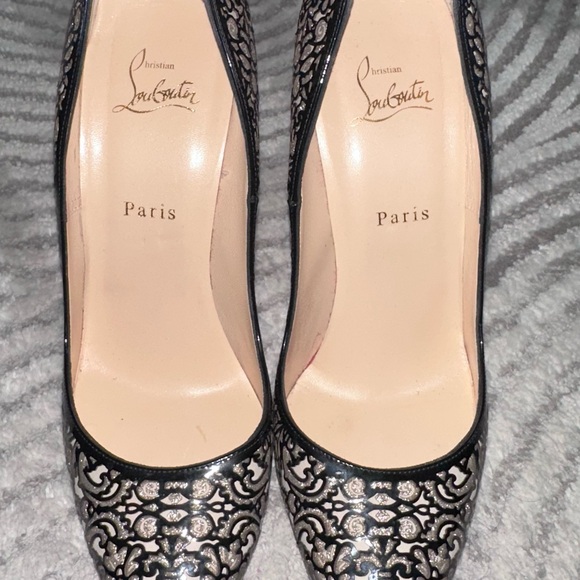 Christian Louboutin So Pretty Black Patent Leather Glitter Pump So Kate 120 - Picture 5 of 5